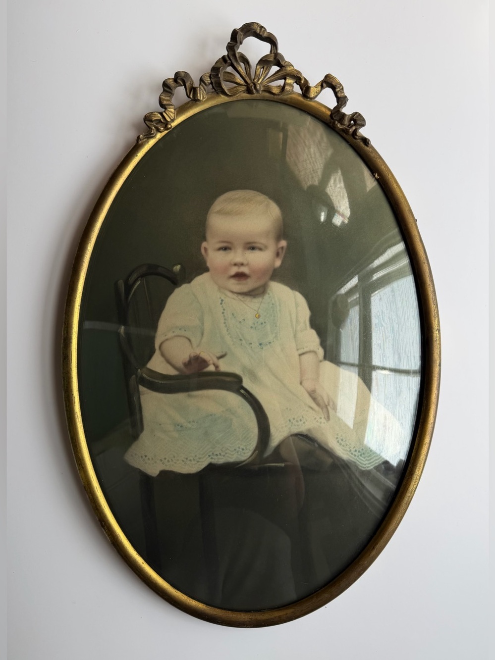 Antique Victorian Convex Bubble Glass Metal Wall Picture Frame Baby Portrait Vtg